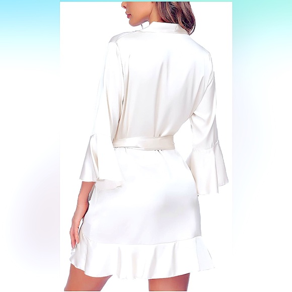 *NWT* SILK ROBE - Bell Sleeve Bride Robe - Picture 5 of 5